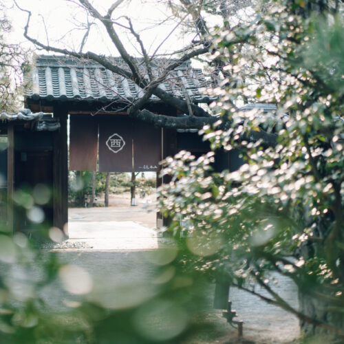 艮神社/Ryokan尾道西山の様子